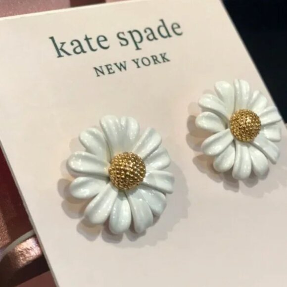 Kate Spade Into The Bloom Stud Earrings Gold White - Picture 1 of 6